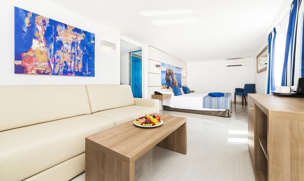 Globales America Hotel Cales de Mallorca